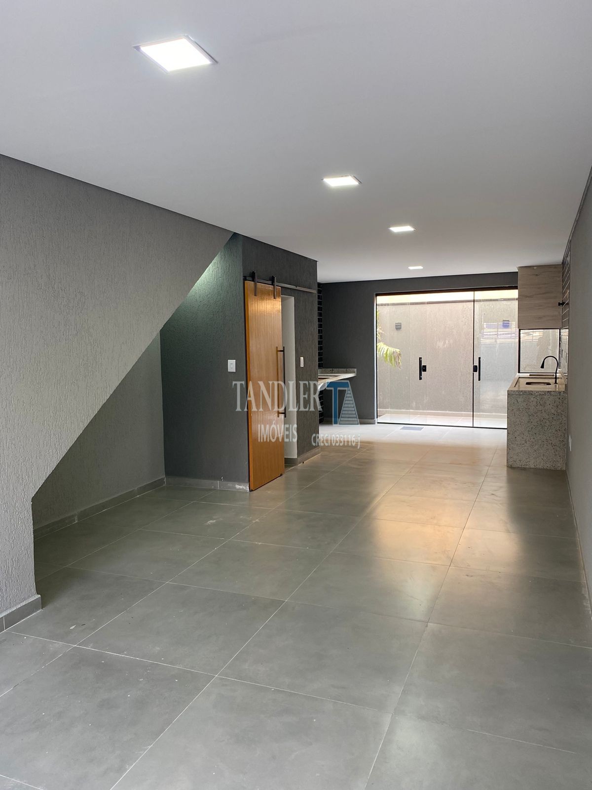 Casa à venda com 3 quartos, 140m² - Foto 4