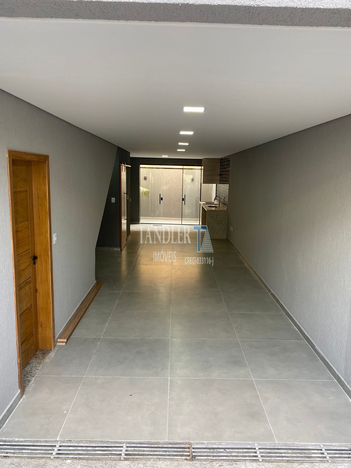 Casa à venda com 3 quartos, 140m² - Foto 3