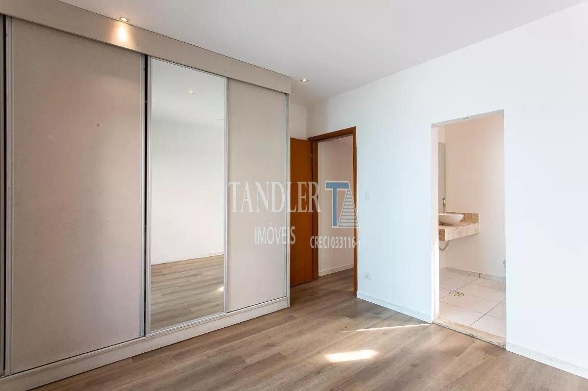 Casa à venda com 3 quartos, 147m² - Foto 17