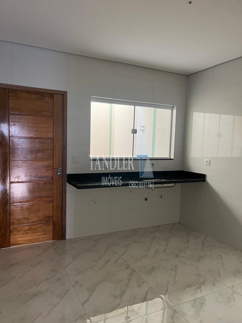 Casa à venda com 3 quartos, 120m² - Foto 3