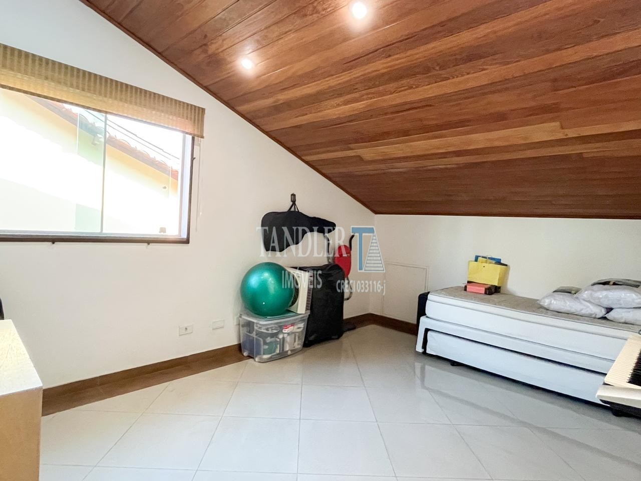 Casa à venda com 3 quartos, 199m² - Foto 21