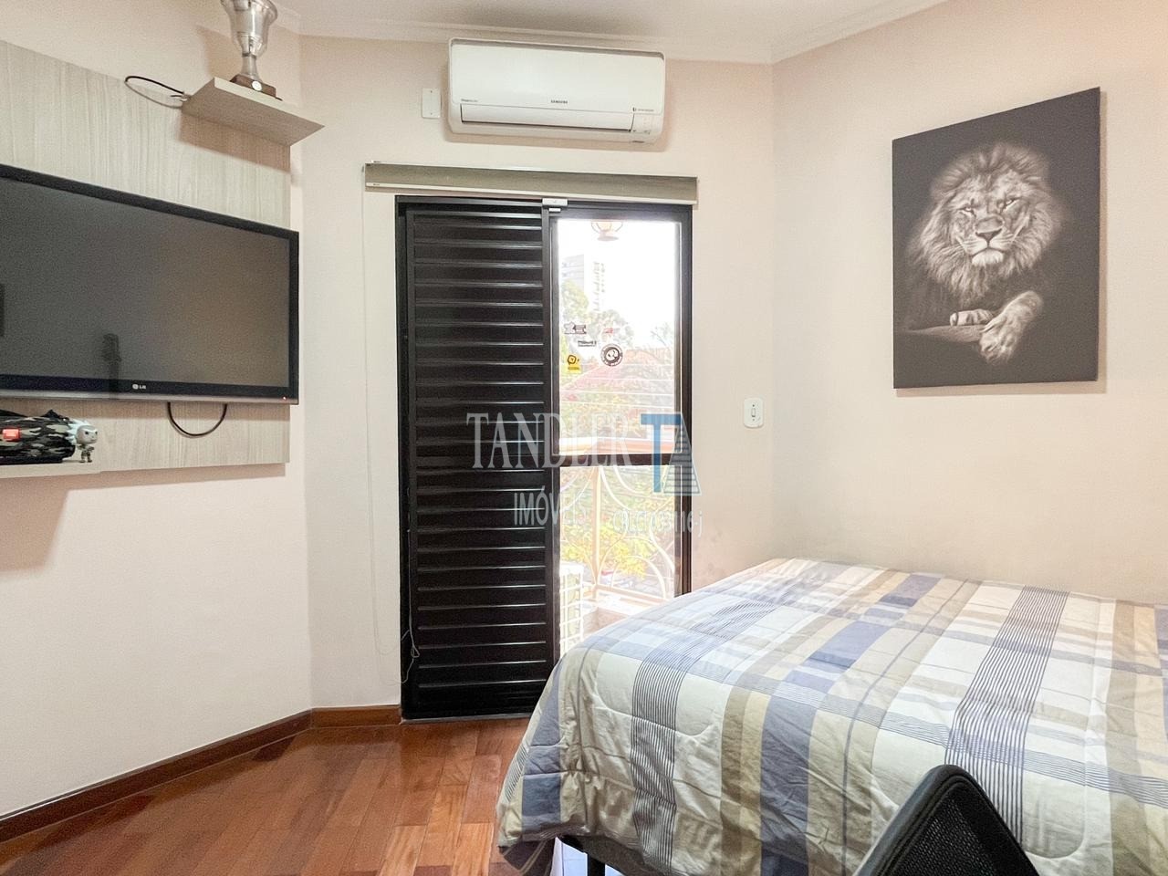 Casa à venda com 3 quartos, 199m² - Foto 15