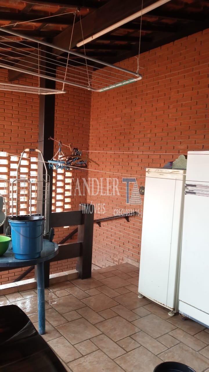 Casa à venda com 3 quartos, 120m² - Foto 17