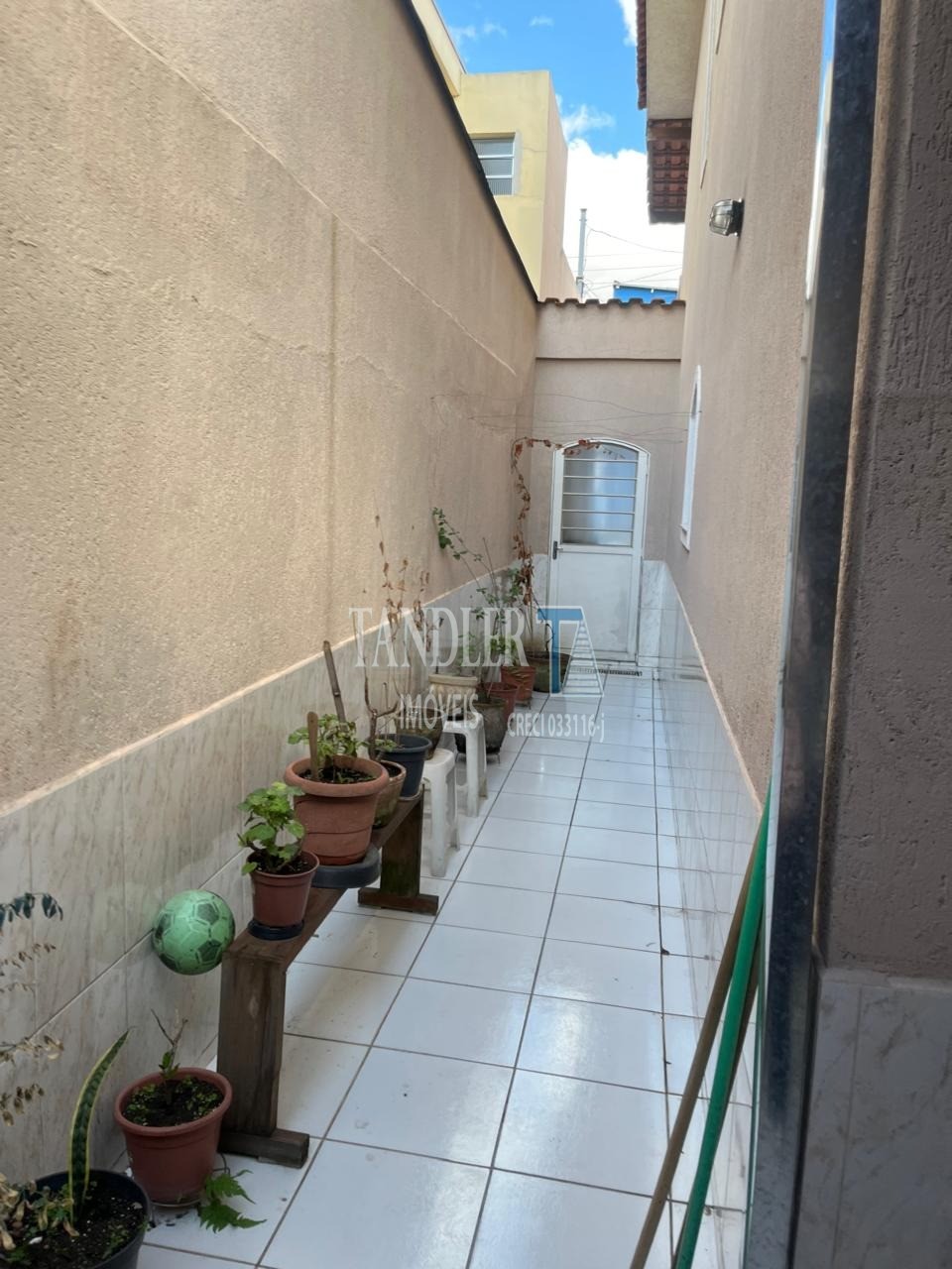 Casa à venda com 2 quartos, 120m² - Foto 19