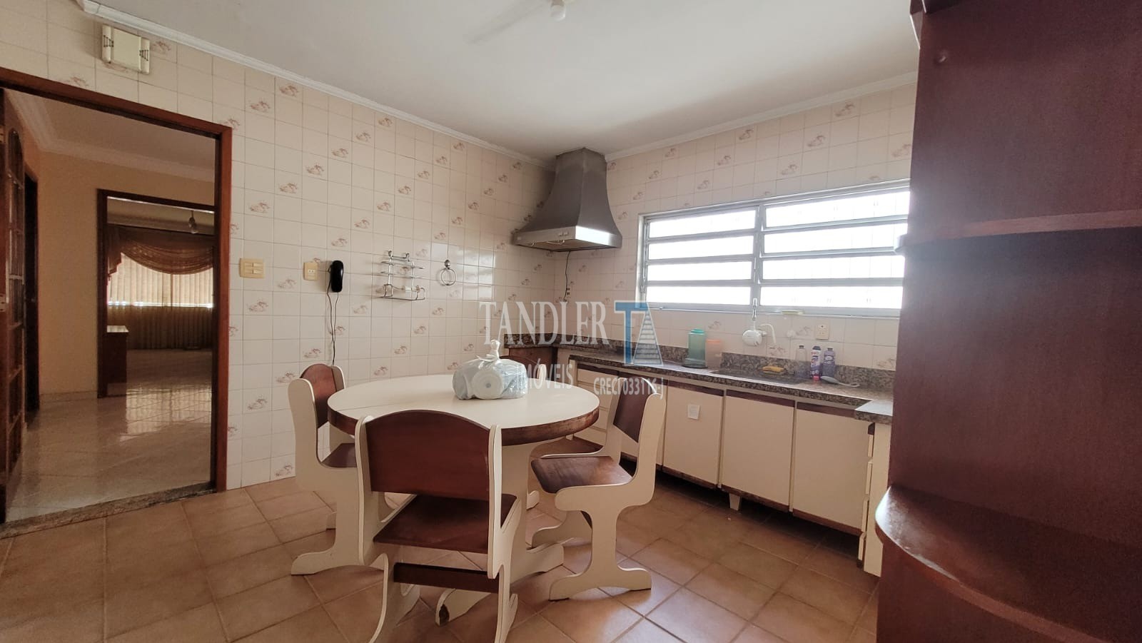 Casa à venda com 3 quartos, 180m² - Foto 10