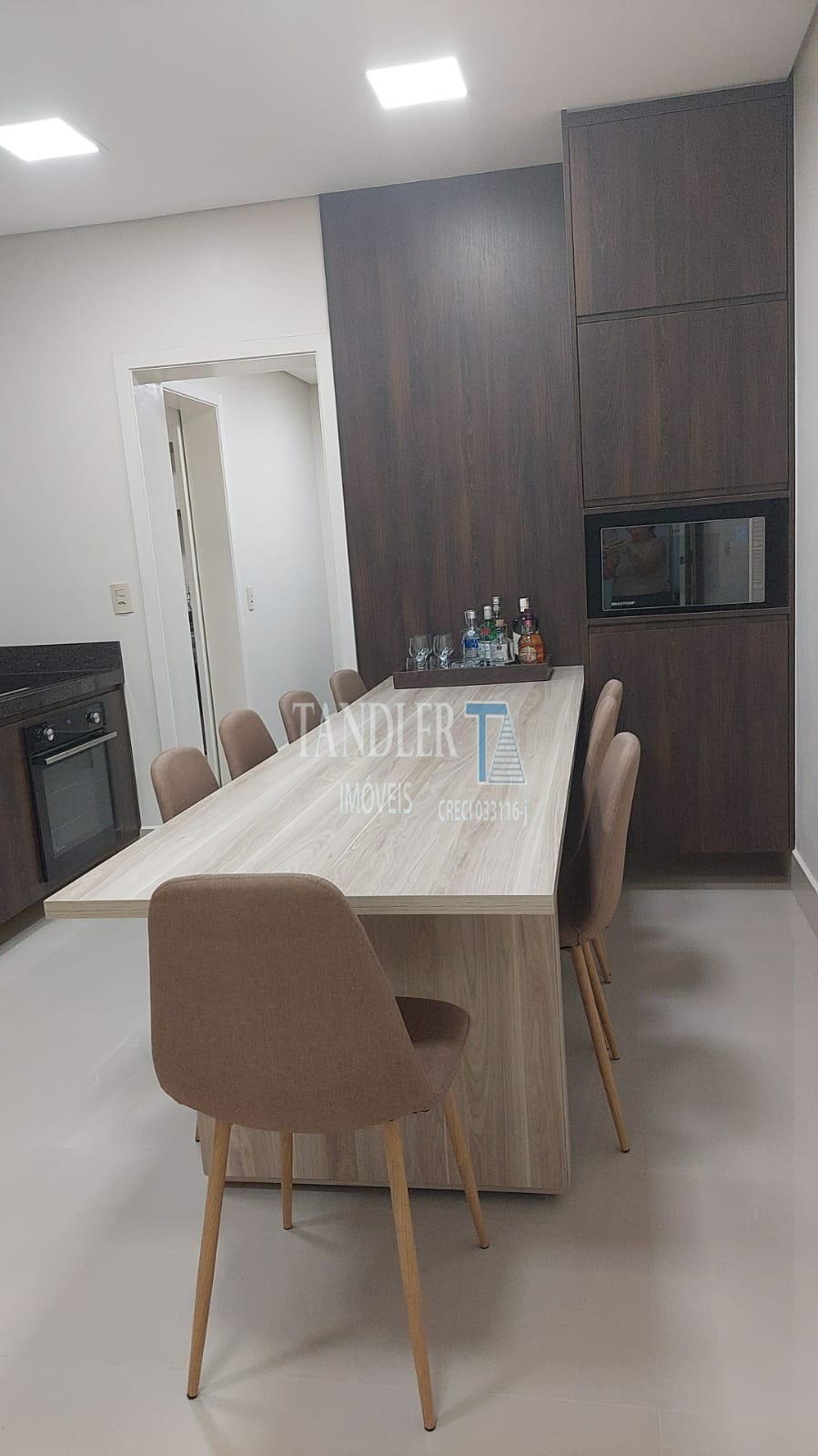 Casa à venda com 3 quartos, 130m² - Foto 1