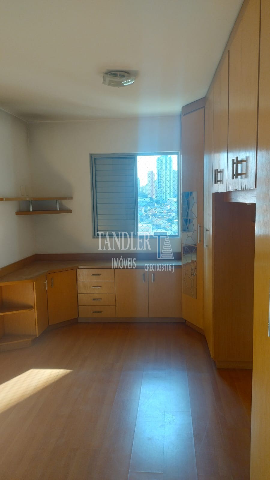 Apartamento para alugar com 2 quartos, 65m² - Foto 15