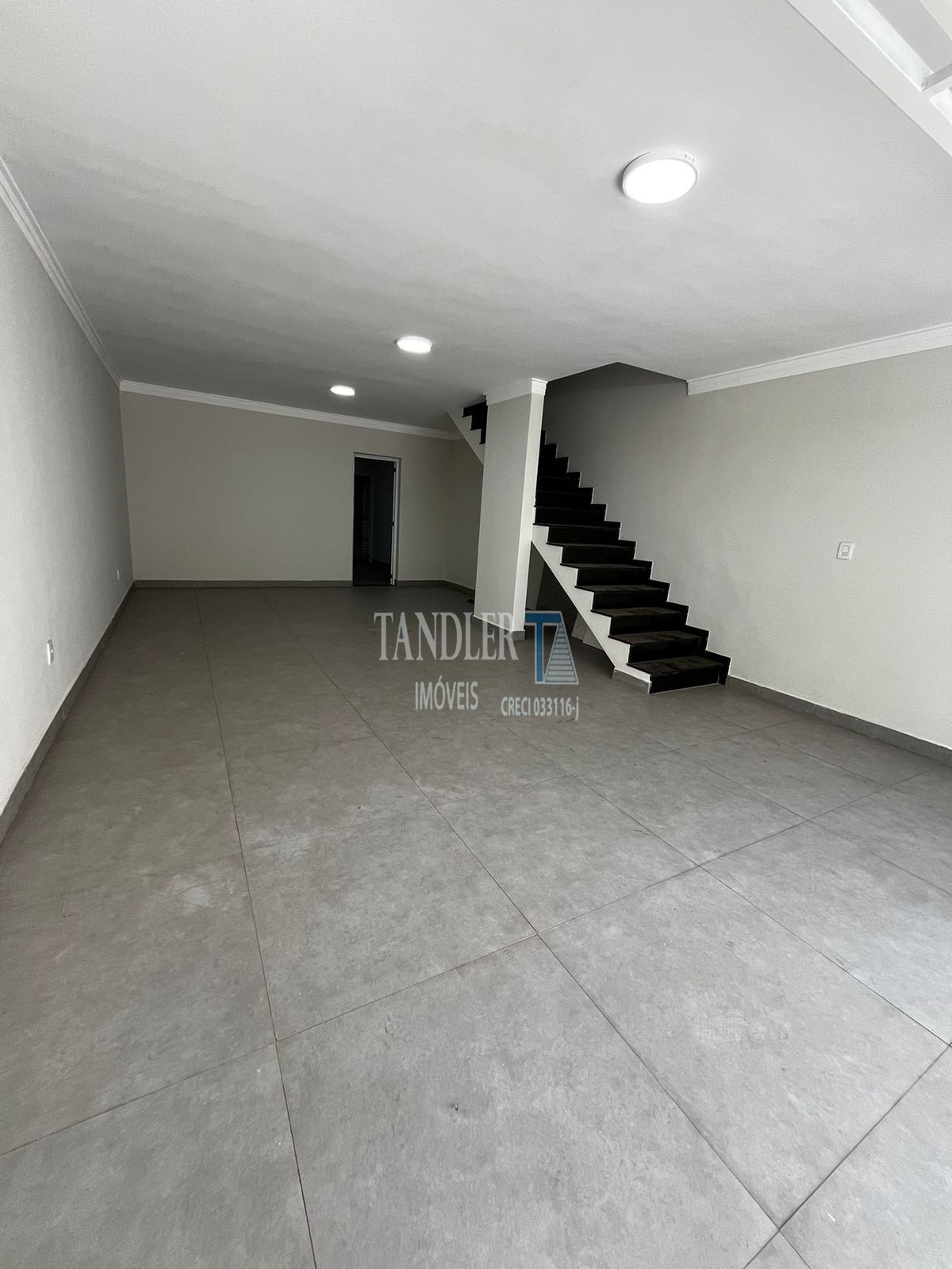 Casa à venda com 3 quartos, 224m² - Foto 15