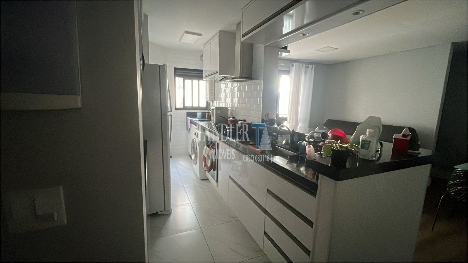 Apartamento à venda com 3 quartos, 65m² - Foto 2