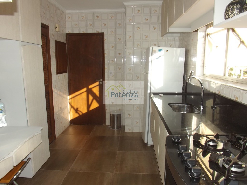 Apartamento para alugar com 2 quartos, 80m² - Foto 17