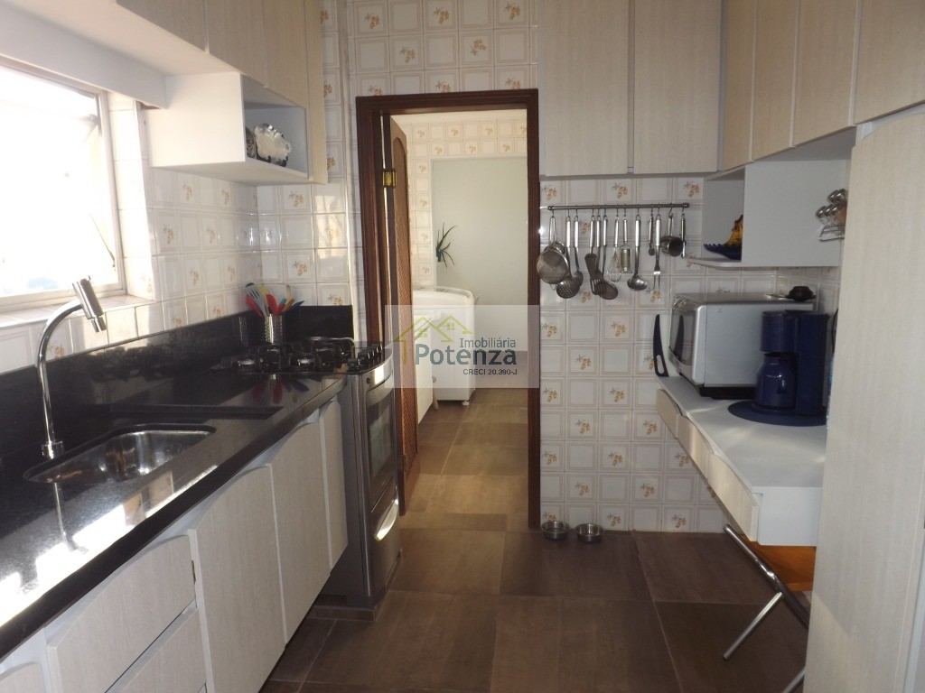 Apartamento para alugar com 2 quartos, 80m² - Foto 16