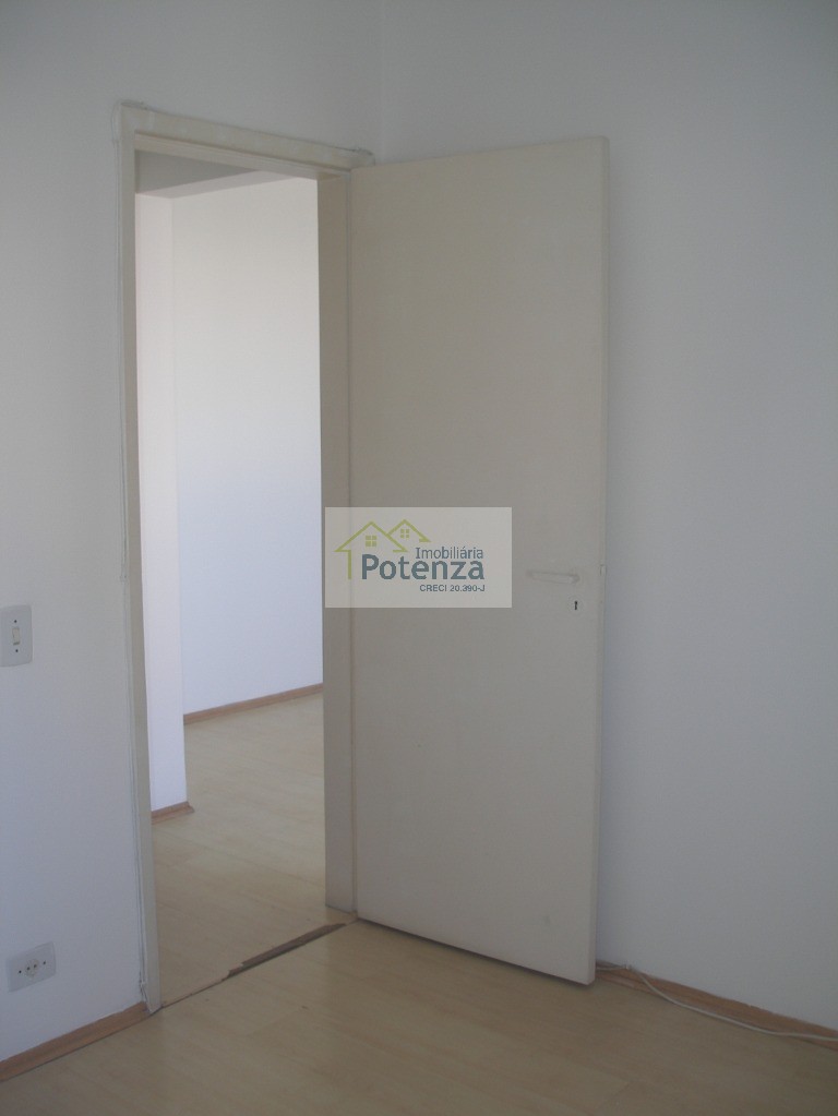 Apartamento para alugar com 1 quarto, 50m² - Foto 15