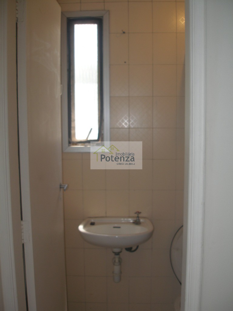 Apartamento para alugar com 3 quartos, 105m² - Foto 32