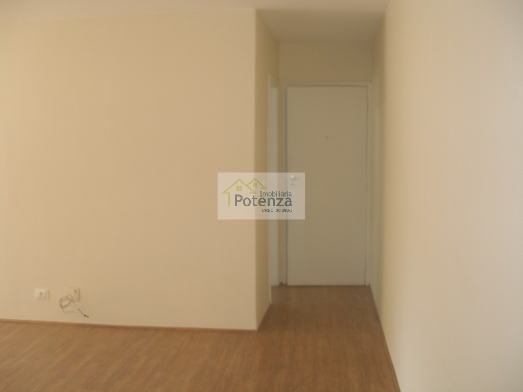 Apartamento para alugar com 3 quartos, 105m² - Foto 3