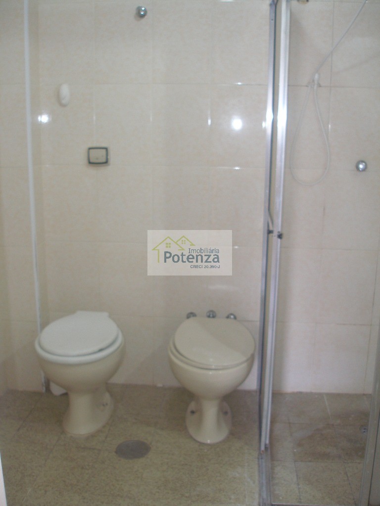 Apartamento para alugar com 3 quartos, 105m² - Foto 21