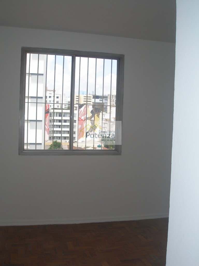 Apartamento para alugar com 1 quarto, 50m² - Foto 10