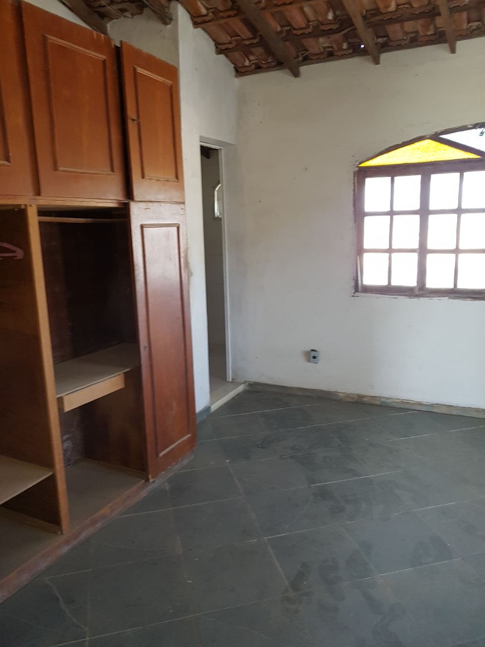 Casa à venda com 4 quartos, 241m² - Foto 29