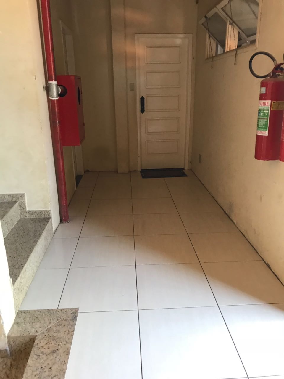 Apartamento à venda com 1 quarto, 70m² - Foto 19