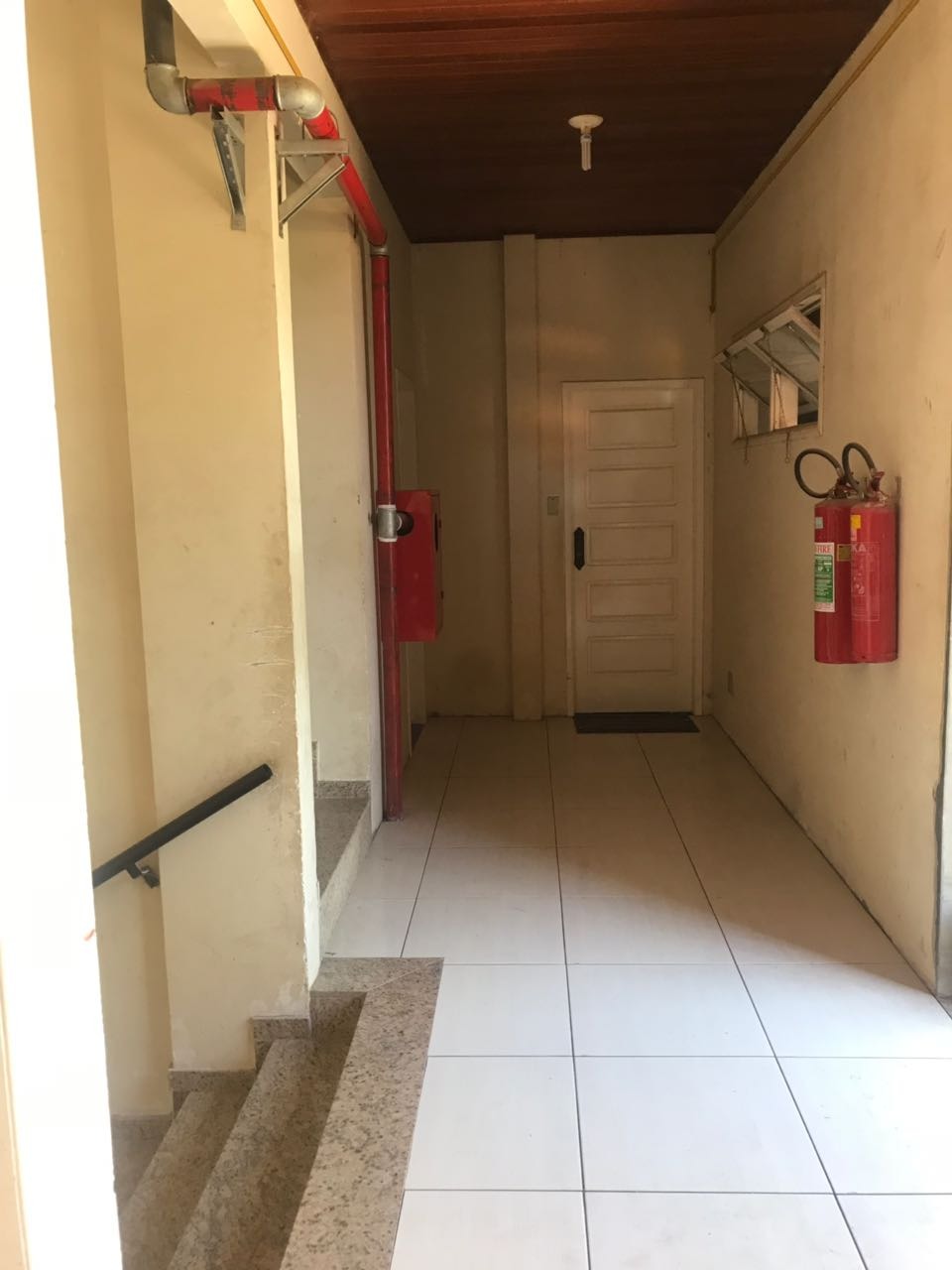 Apartamento à venda com 1 quarto, 70m² - Foto 21