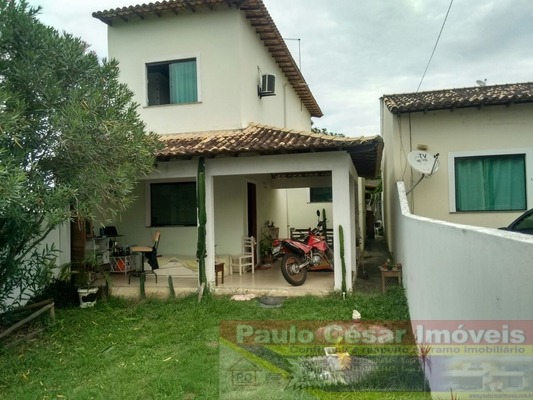 Casa à venda com 3 quartos, 100m² - Foto 1