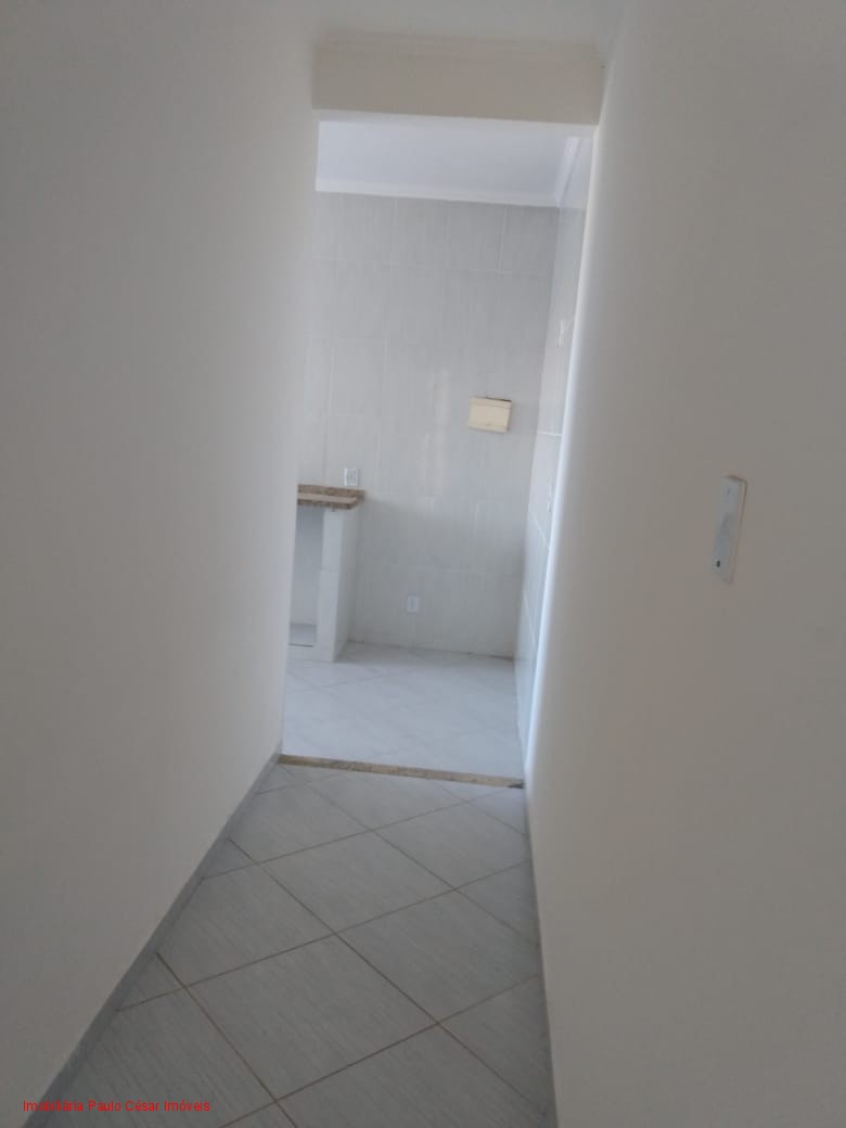 Apartamento à venda com 2 quartos, 75m² - Foto 11