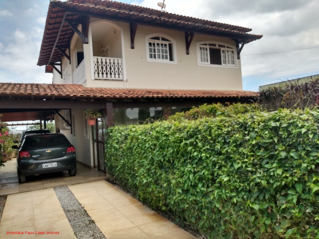 Casa à venda com 5 quartos, 432m² - Foto 2