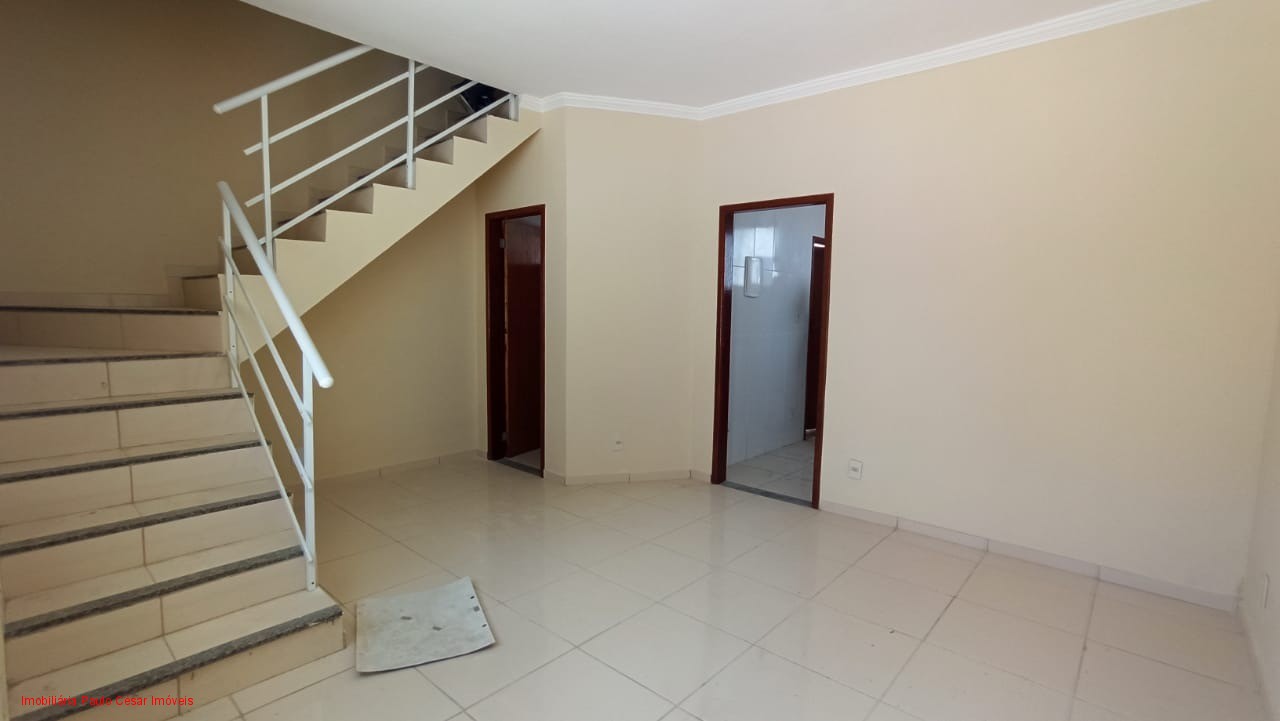 Casa à venda com 2 quartos, 95m² - Foto 12