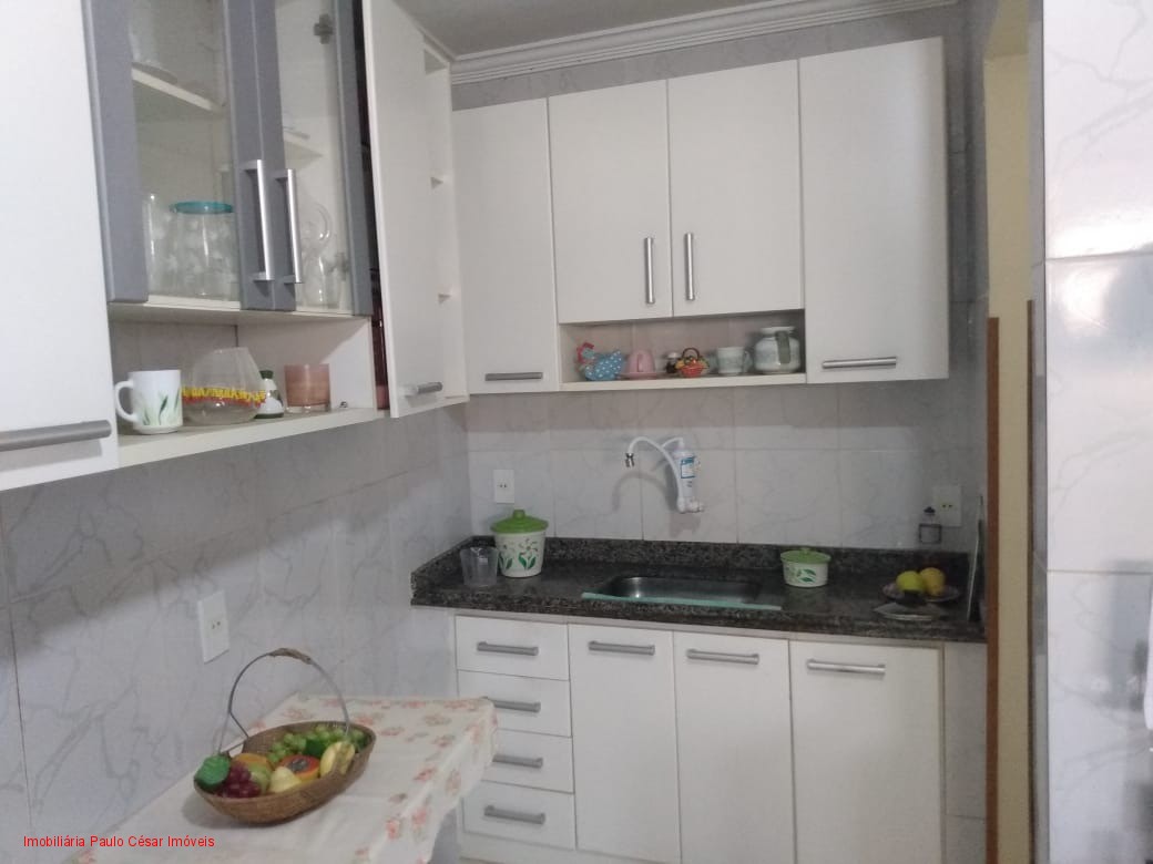 Casa à venda com 2 quartos, 120m² - Foto 17