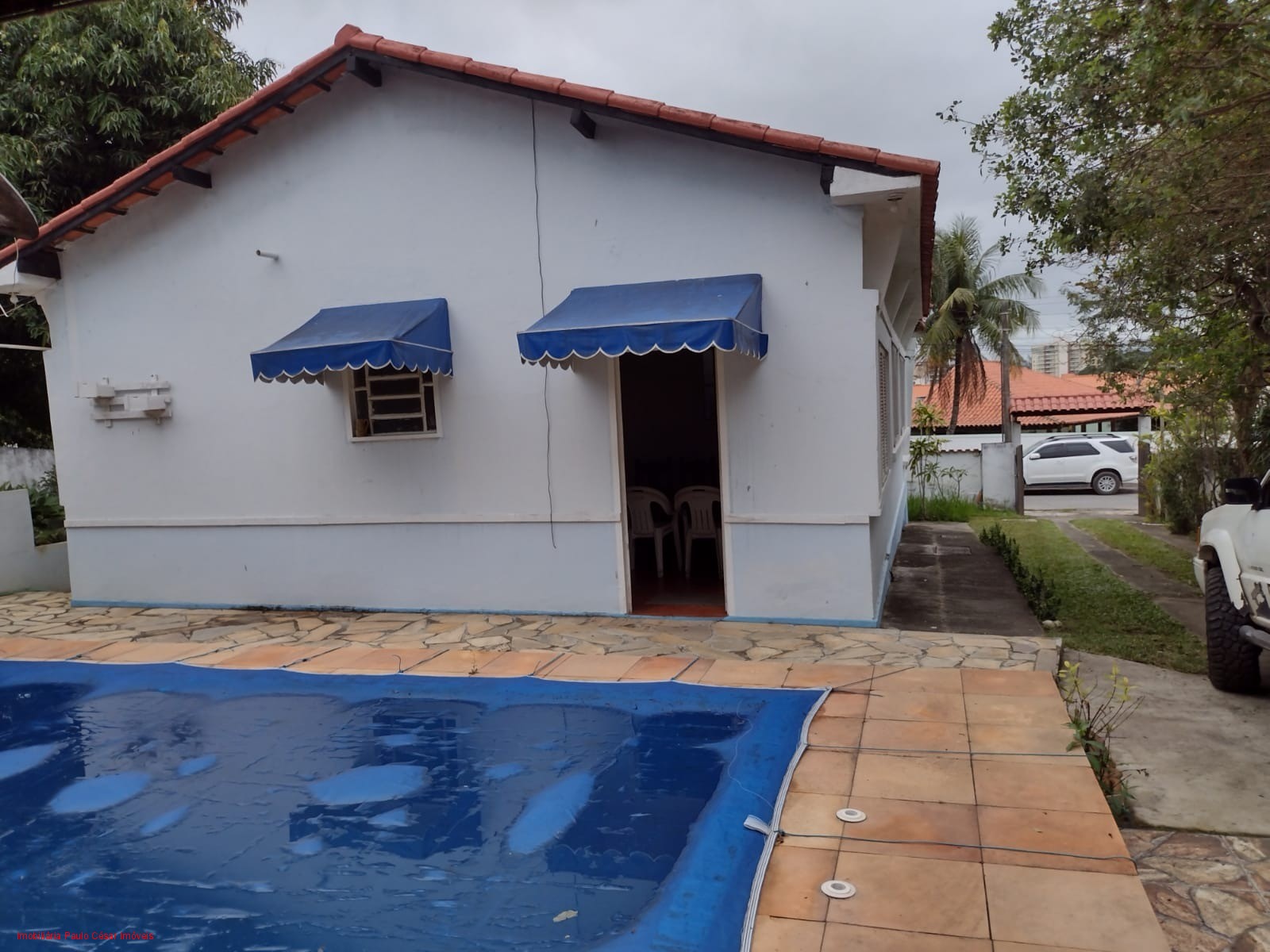 Casa à venda com 4 quartos, 200m² - Foto 4