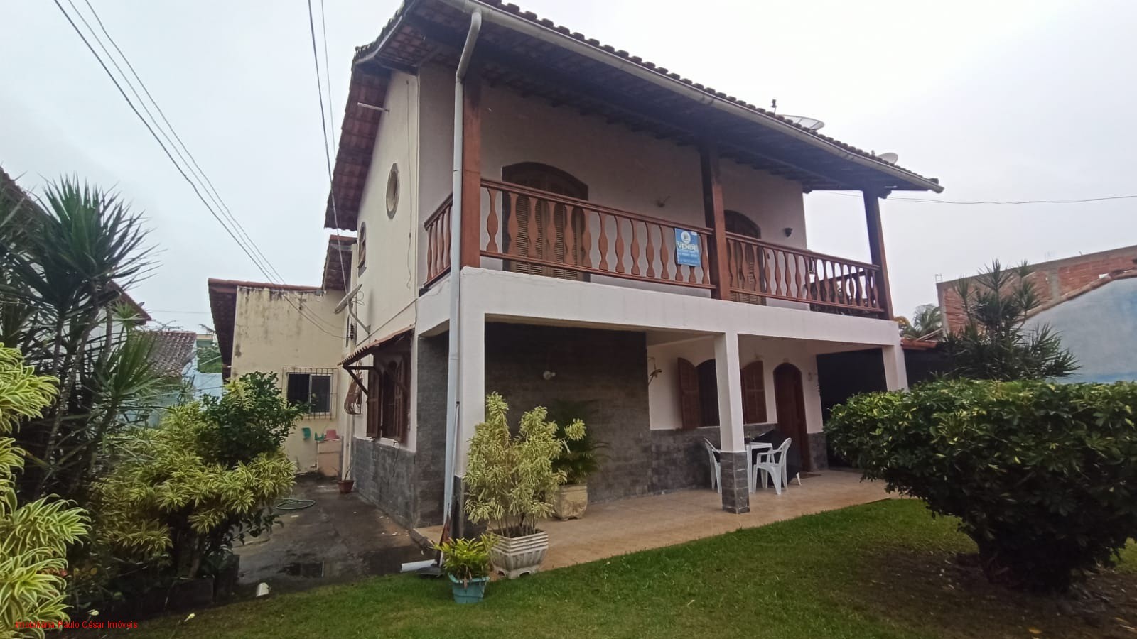 Casa à venda com 3 quartos, 156m² - Foto 1