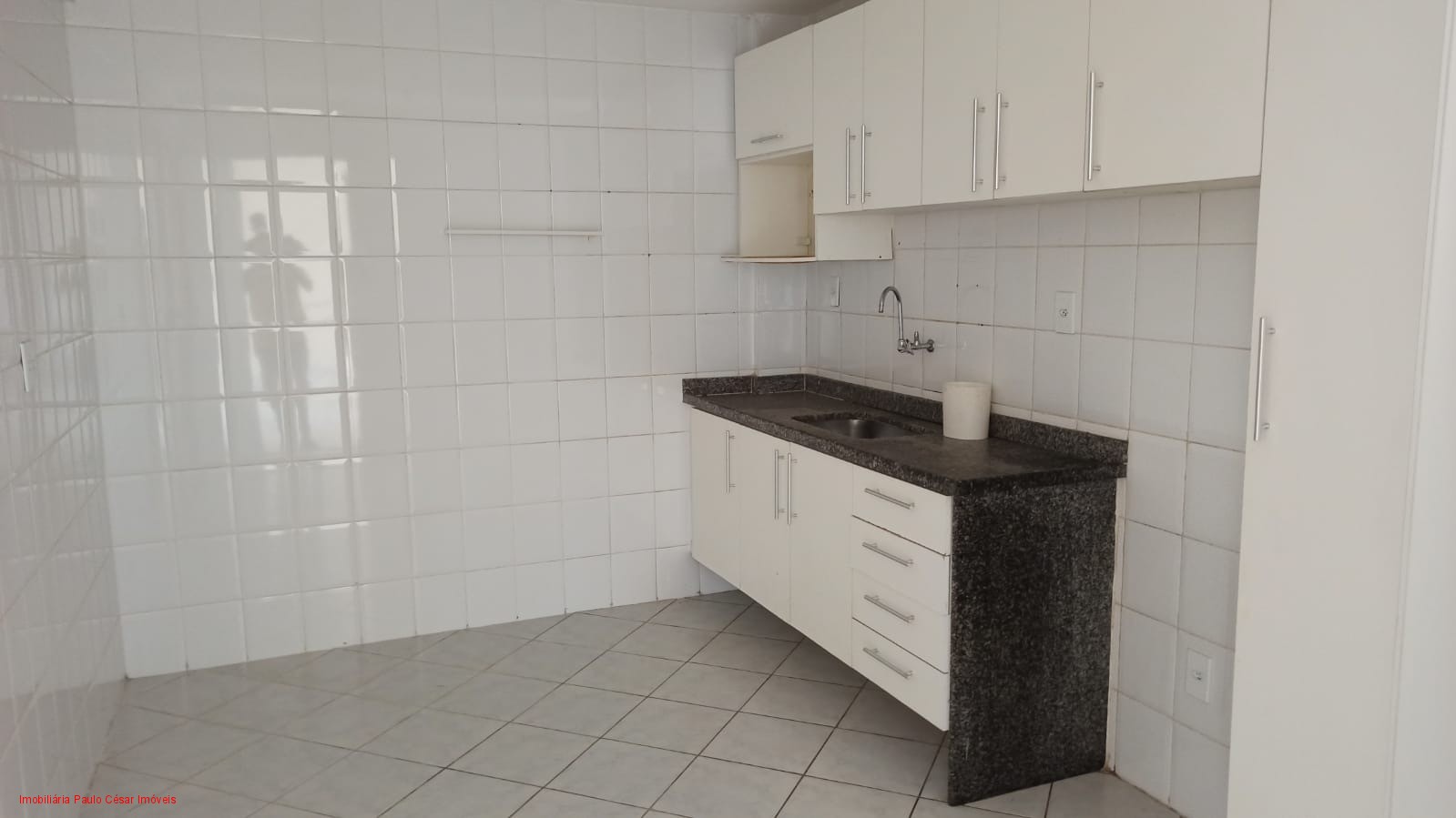 Apartamento à venda com 2 quartos, 110m² - Foto 11