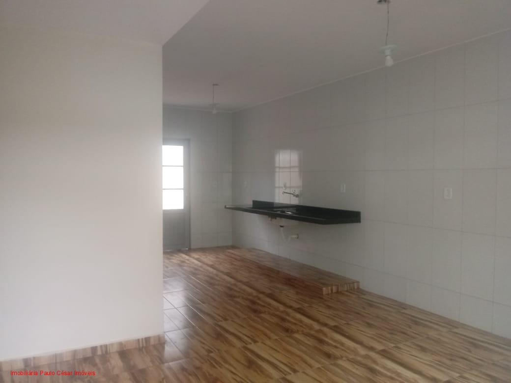 Casa à venda com 4 quartos, 200m² - Foto 27