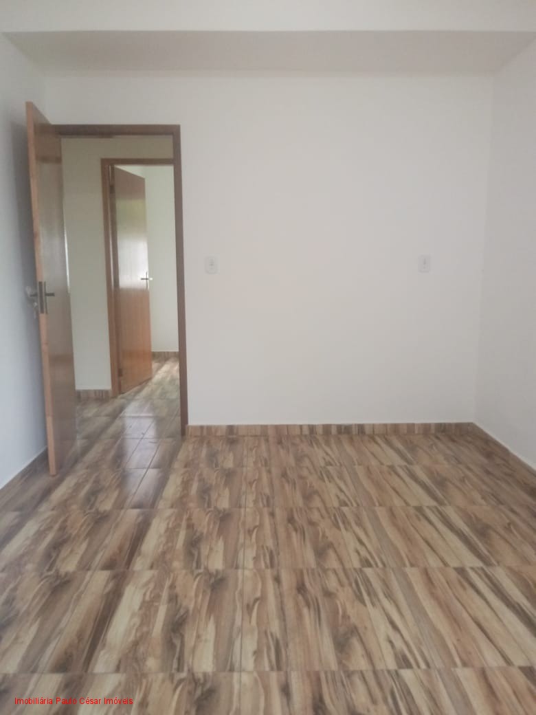 Casa à venda com 4 quartos, 200m² - Foto 15