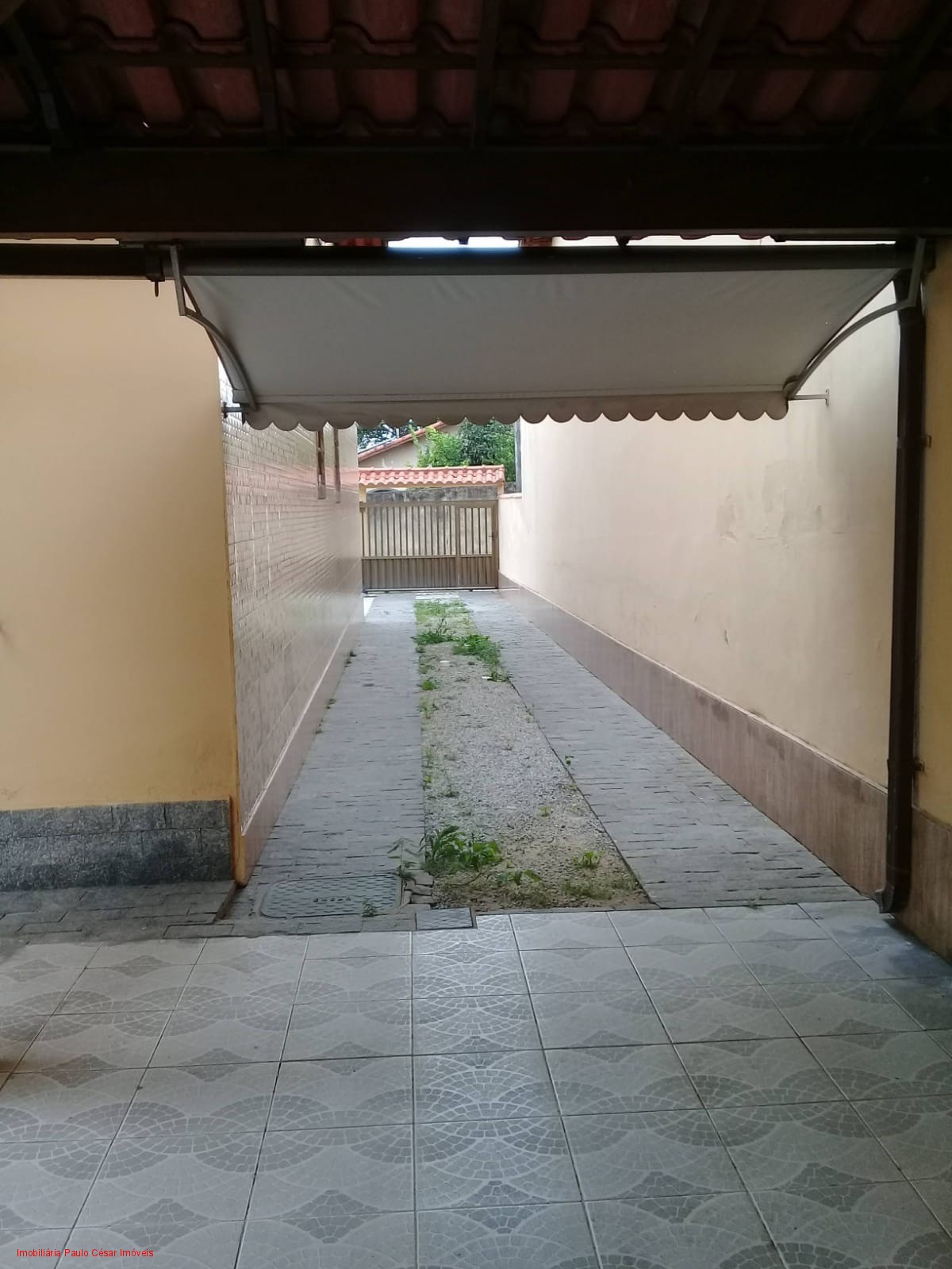 Casa à venda com 2 quartos, 110m² - Foto 3