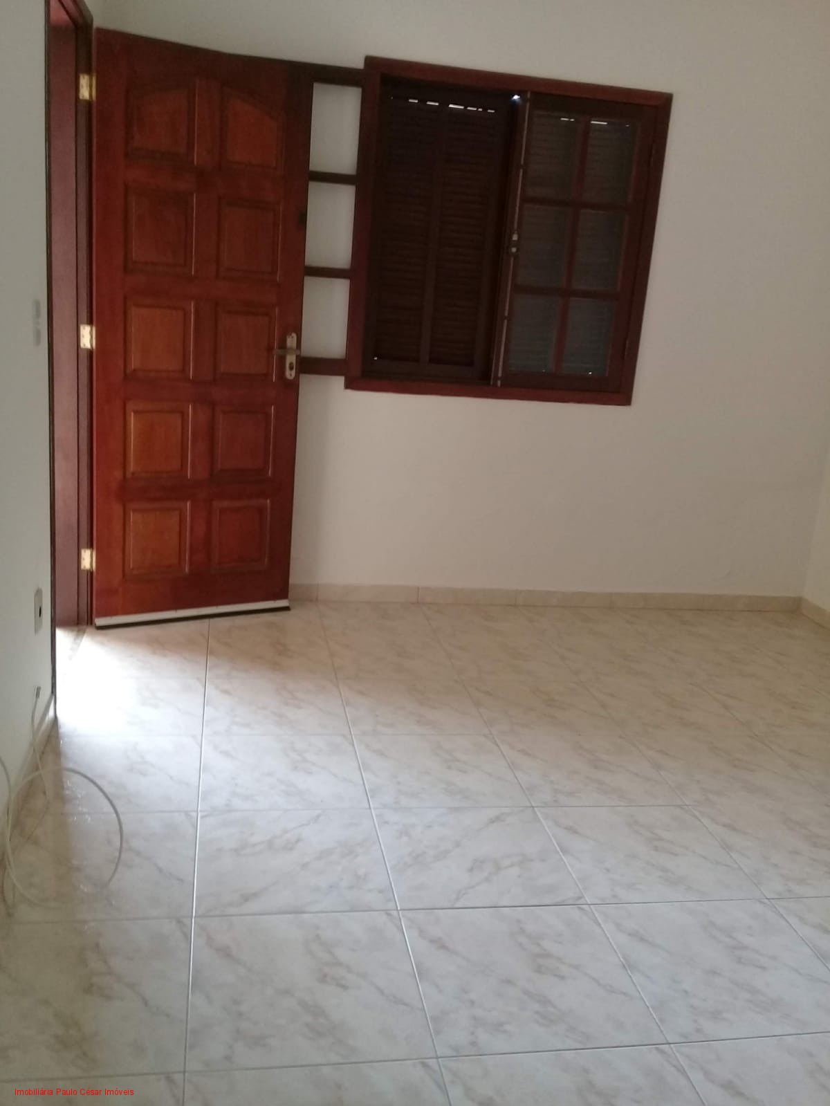 Casa à venda com 2 quartos, 110m² - Foto 8