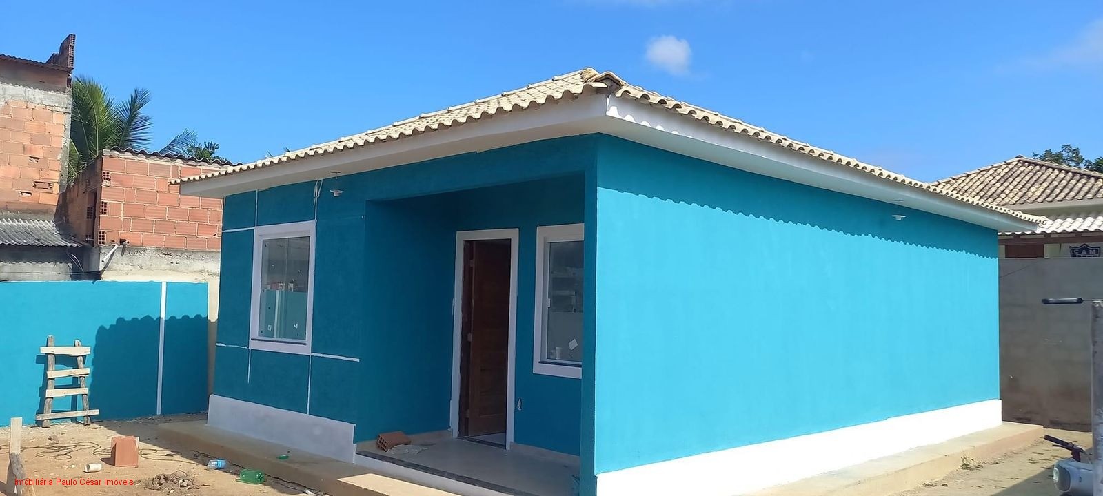 Casa à venda com 2 quartos, 65m² - Foto 3