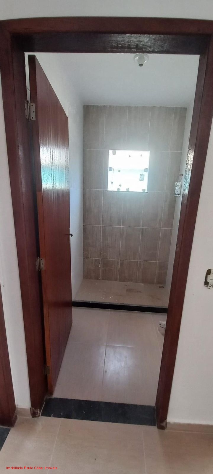 Casa à venda com 2 quartos, 65m² - Foto 11