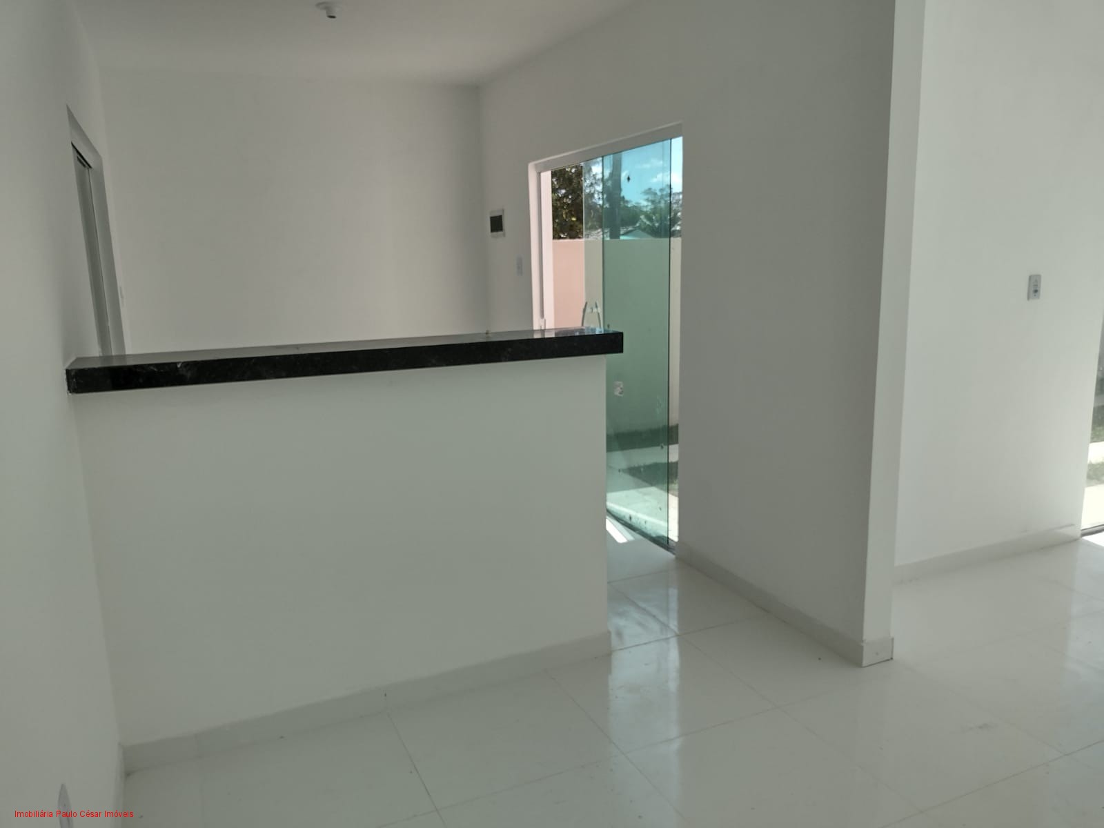 Casa à venda com 2 quartos, 70m² - Foto 12