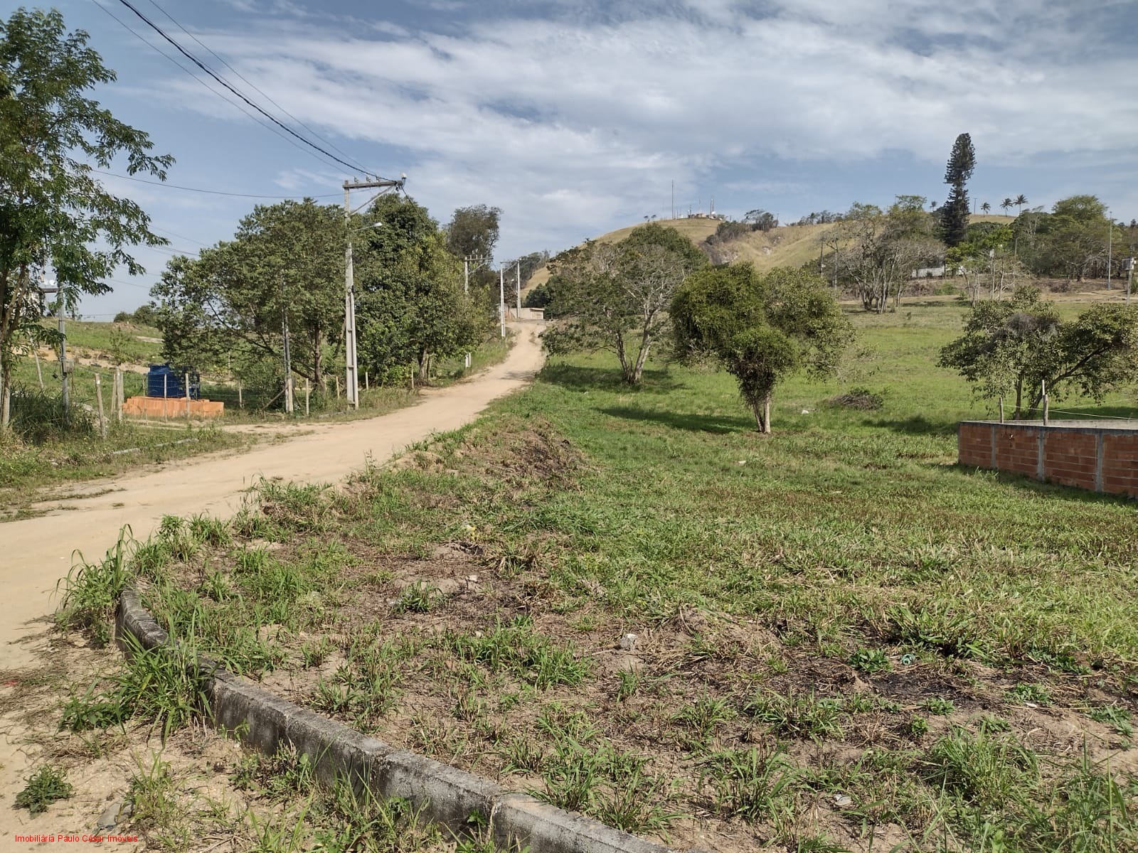 Terreno à venda, 318m² - Foto 6