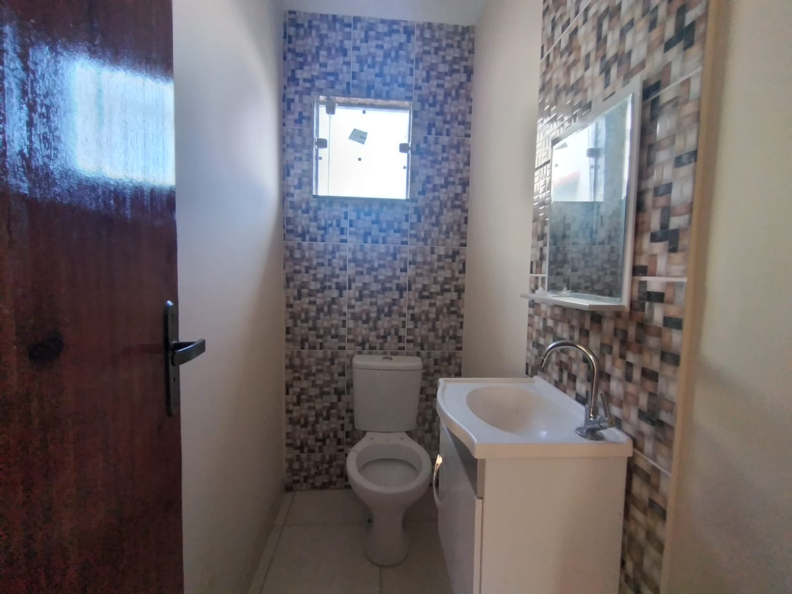 Casa à venda com 2 quartos, 50m² - Foto 5