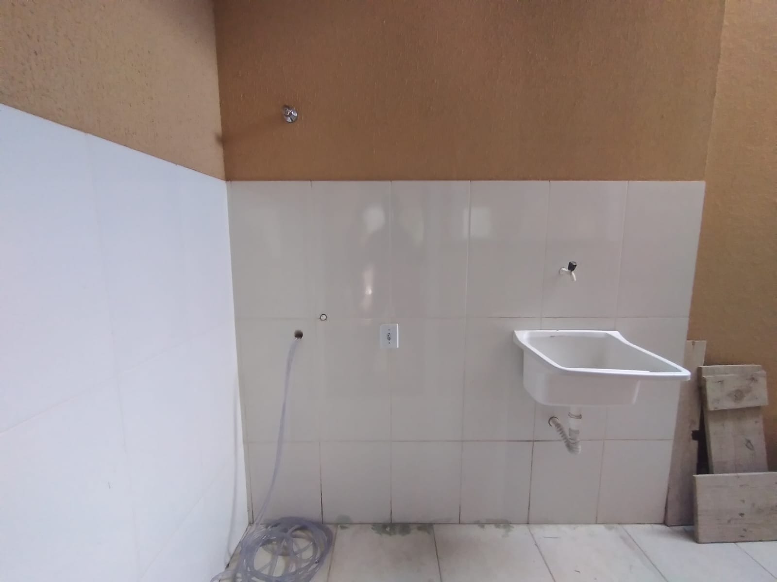 Casa à venda com 2 quartos, 50m² - Foto 12