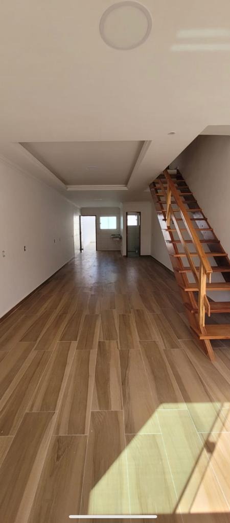 Casa à venda com 2 quartos, 130m² - Foto 3