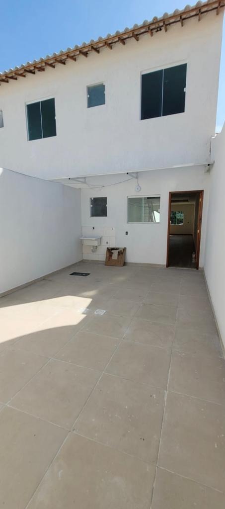 Casa à venda com 2 quartos, 130m² - Foto 5