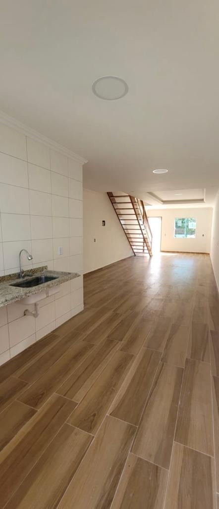 Casa à venda com 2 quartos, 130m² - Foto 6