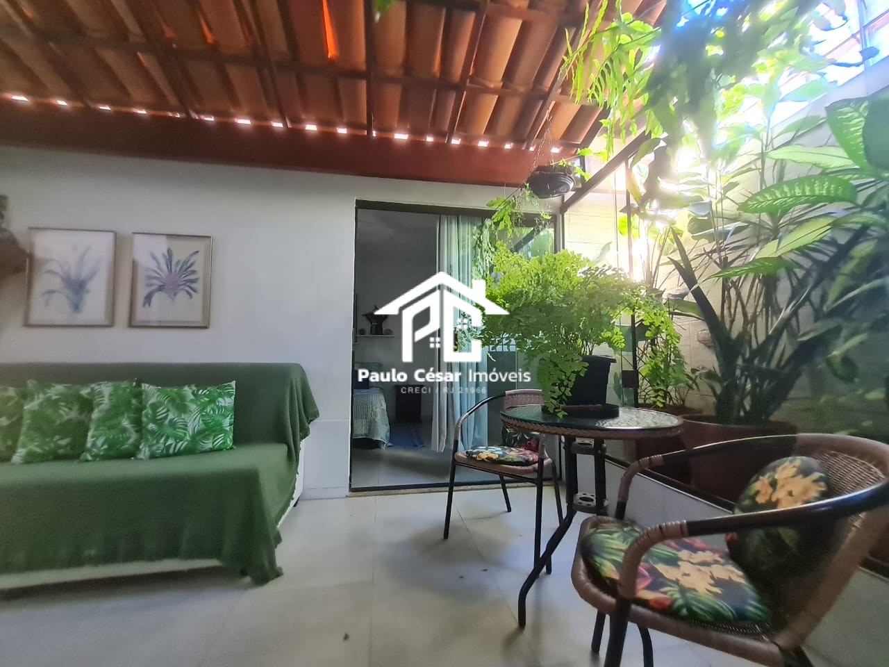 Casa à venda com 4 quartos, 315m² - Foto 12