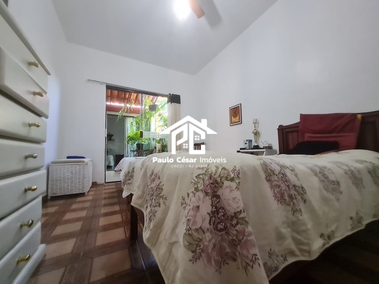 Casa à venda com 4 quartos, 315m² - Foto 18