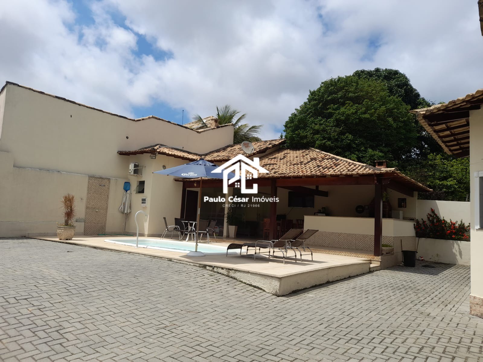 Casa à venda com 3 quartos, 700m² - Foto 3