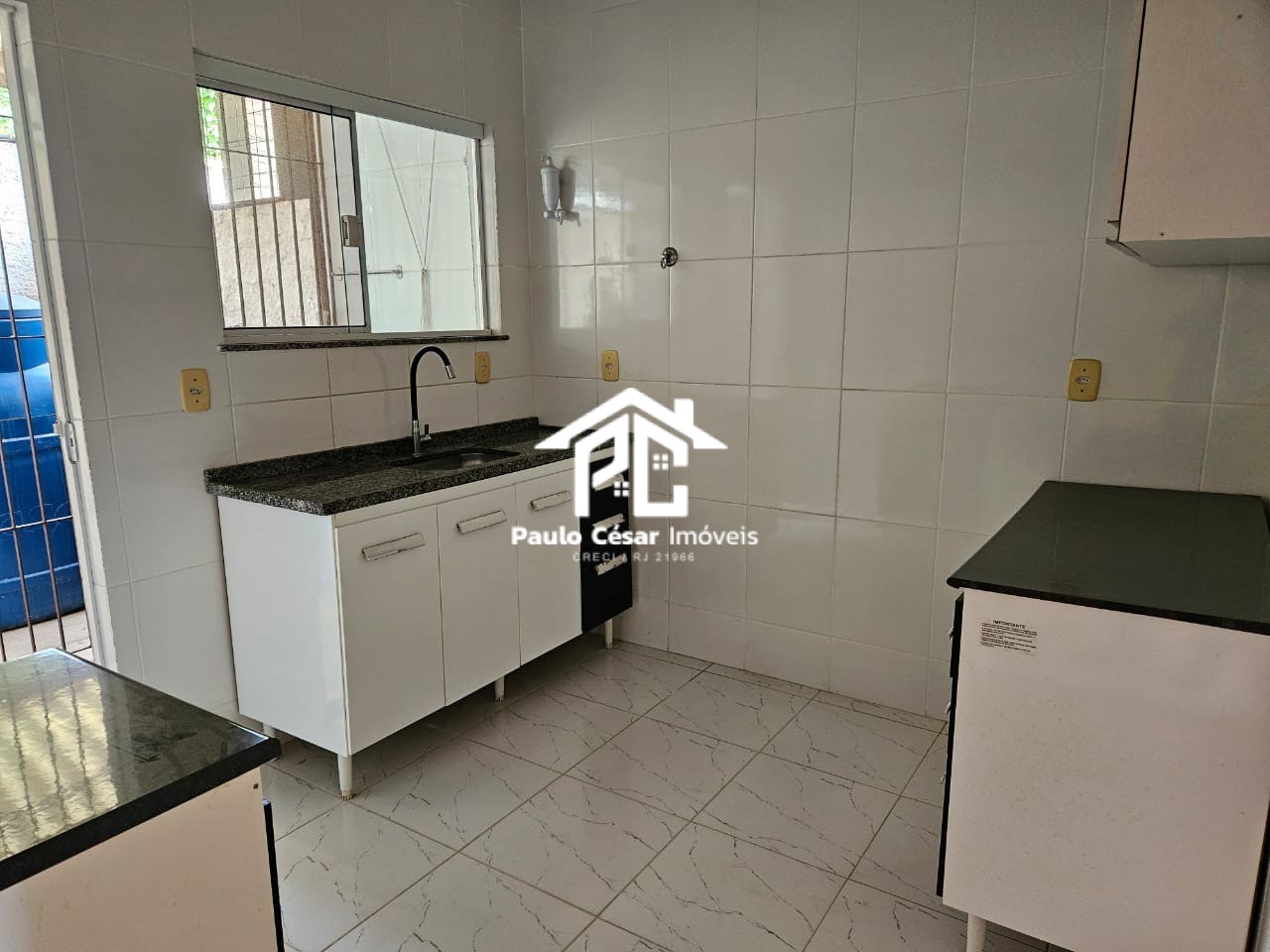 Casa à venda com 2 quartos, 100m² - Foto 10