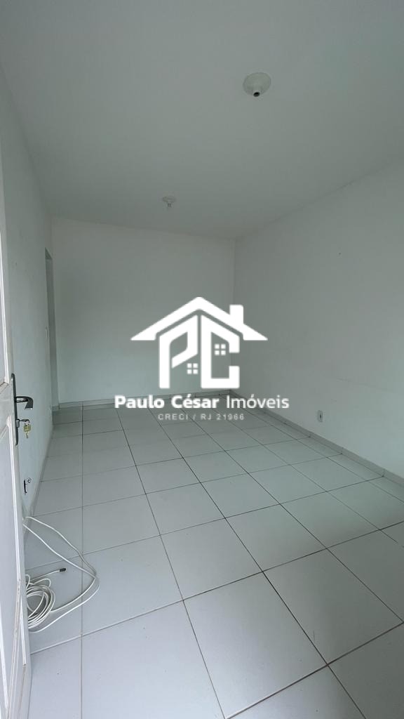 Casa à venda com 2 quartos, 80m² - Foto 17