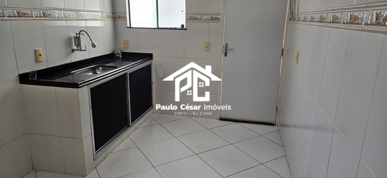 Casa à venda com 2 quartos, 80m² - Foto 13